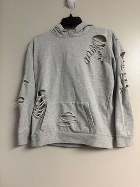 SMALL Romeo & Juliet Couture Light Gray Distressed Hoodie